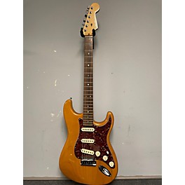 Used Fender Used 2005 Fender American Deluxe Stratocaster Natural Solid Body Electric Guitar