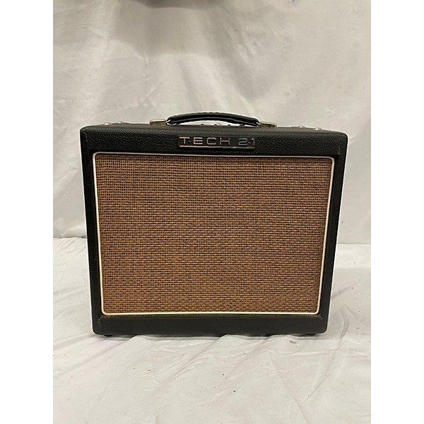 Used Tech 21 Trademark 10 Guitar Combo Amp