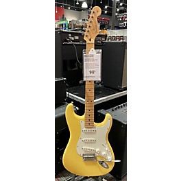 Used Fender Used Fender Player Stratocaster Yellow Solid Body Electric Guitar