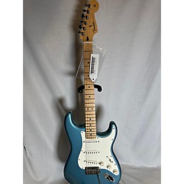 Used Fender Used Fender Player Stratocaster Lake Placid Blue Solid Body Electric Guitar