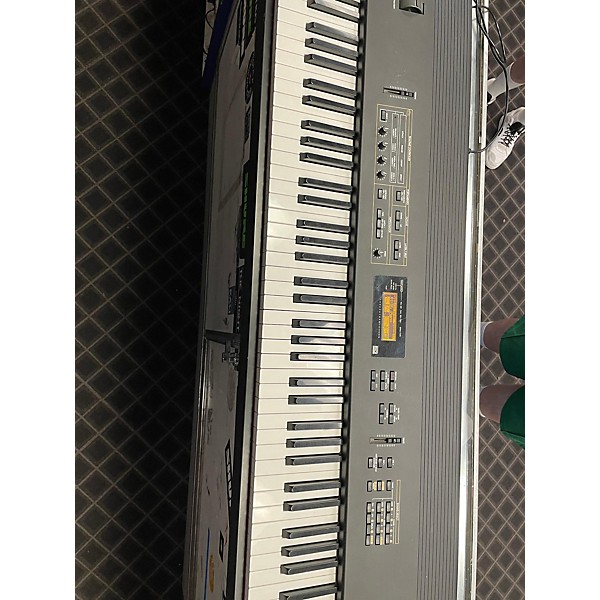 Used KORG N1 Synthesizer