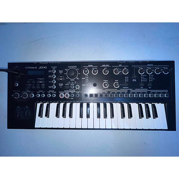 Used Roland Used Roland JD-Xi Synthesizer