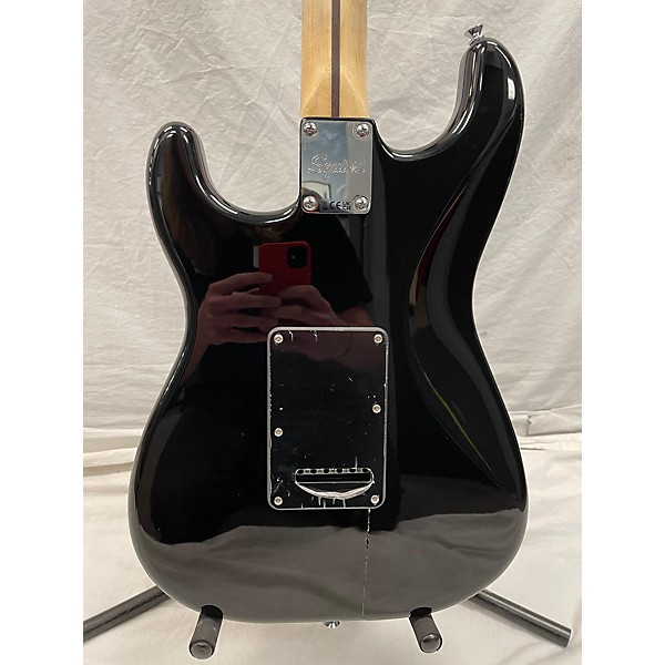 Used Squier Used Squier Sonic Stratocaster HSS Maple Fingerboard Black Solid Body Electric Guitar