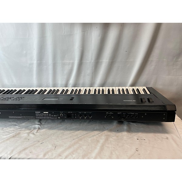 Used Yamaha S08 88 Key Synthesizer