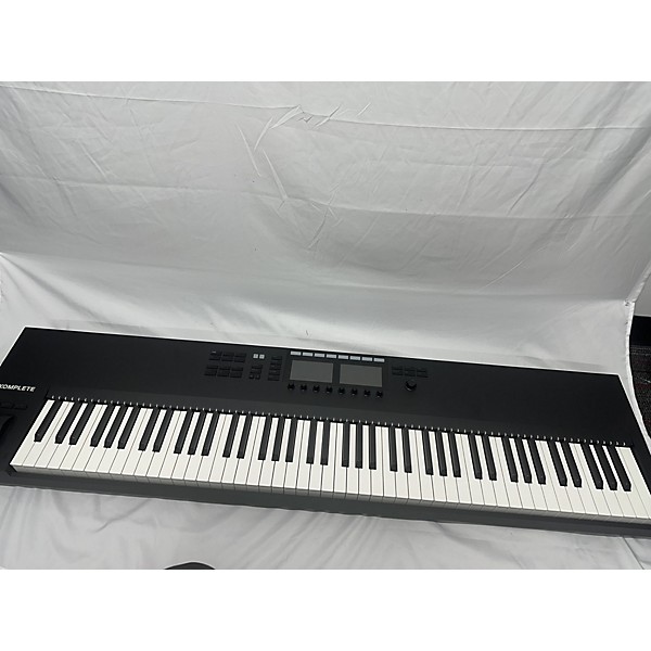 Used Native Instruments Komplete Kontrol S88 MK2 MIDI Controller