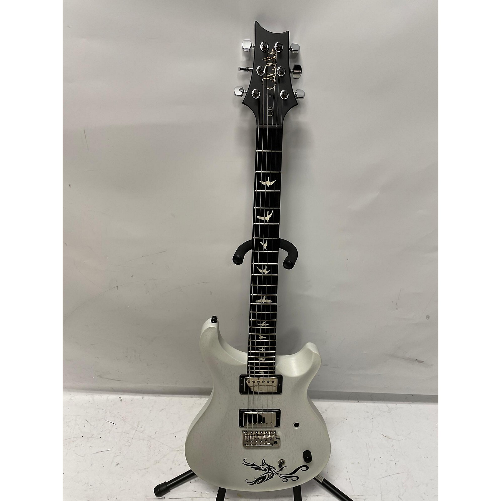 Used PRS CE24 Solid Body Electric Guitar SATIN WHITE | Guitar Center