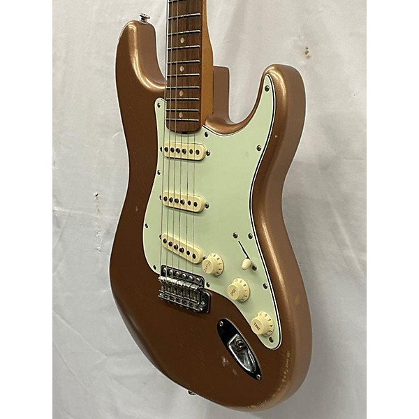 Used Fender Used Fender Vintera 60s Stratocaster Road Worn Firemist Gold Solid Body Electric Guitar