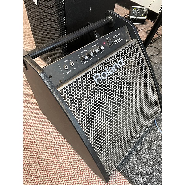 Used Roland PM 200 Keyboard Amp