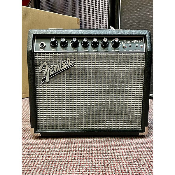 Used Fender Used Fender Champion 20 Guitar Combo Amp