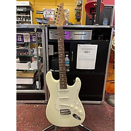 Used Suhr Used Suhr CLASSIC S White Solid Body Electric Guitar