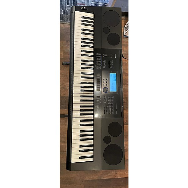 Used Casio WK6600 76 Key Portable Keyboard