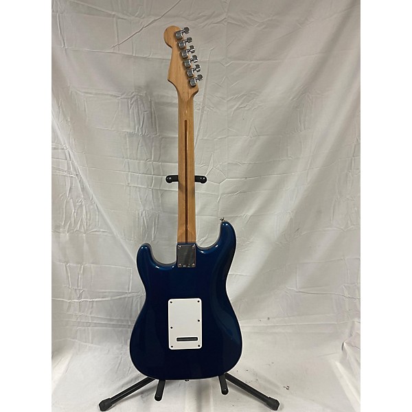 Used Fender Used Fender Player Stratocaster HSS Royal Blue Solid Body Electric Guitar