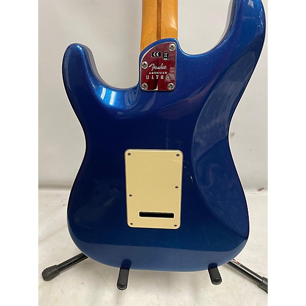 Used Fender Used Fender American Ultra Stratocaster Metallic Blue Solid Body Electric Guitar