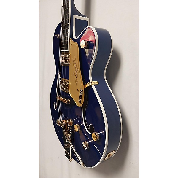 Used Gretsch Guitars Used Gretsch Guitars G6130TG-PE-AZM Blue Hollow Body Electric Guitar