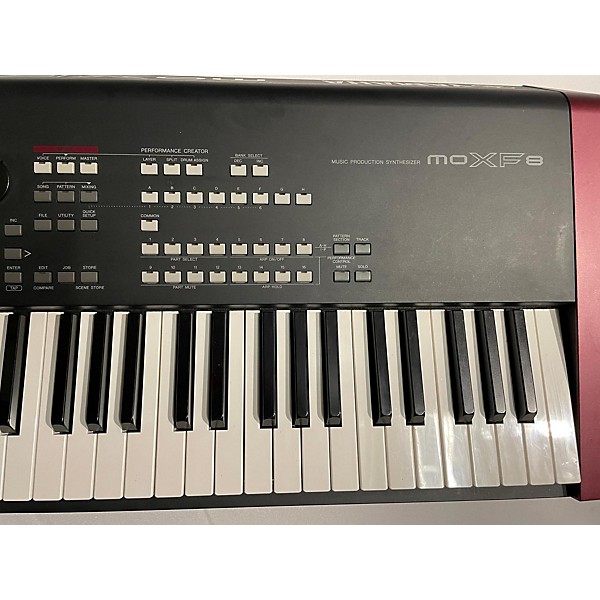 Used Yamaha MOXF8 88 Key Keyboard Workstation