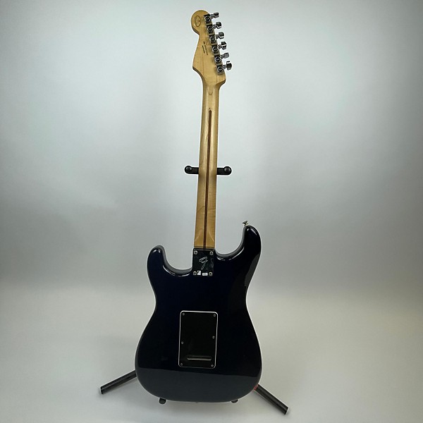 Used Fender Used Fender Player Stratocaster HSS Plus Top Blue Burst Solid Body Electric Guitar