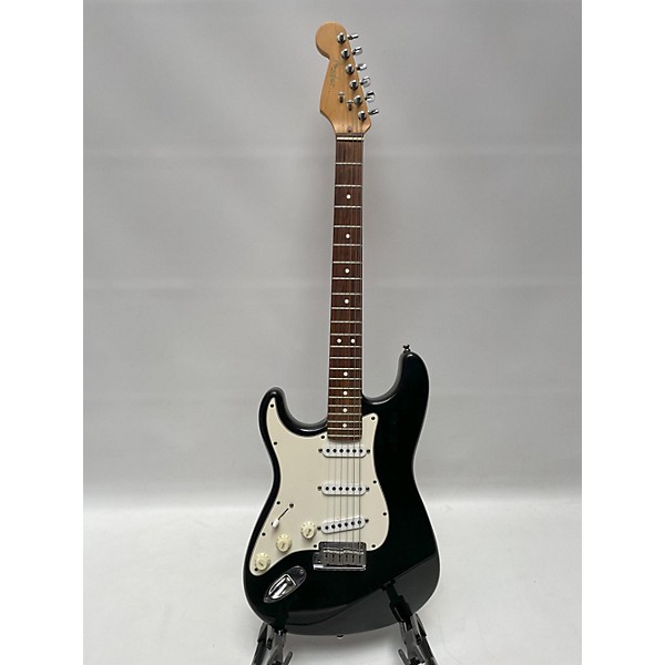 Vintage Vintage 1995 Fender American Standard Stratocaster Left Handed Black Electric Guitar