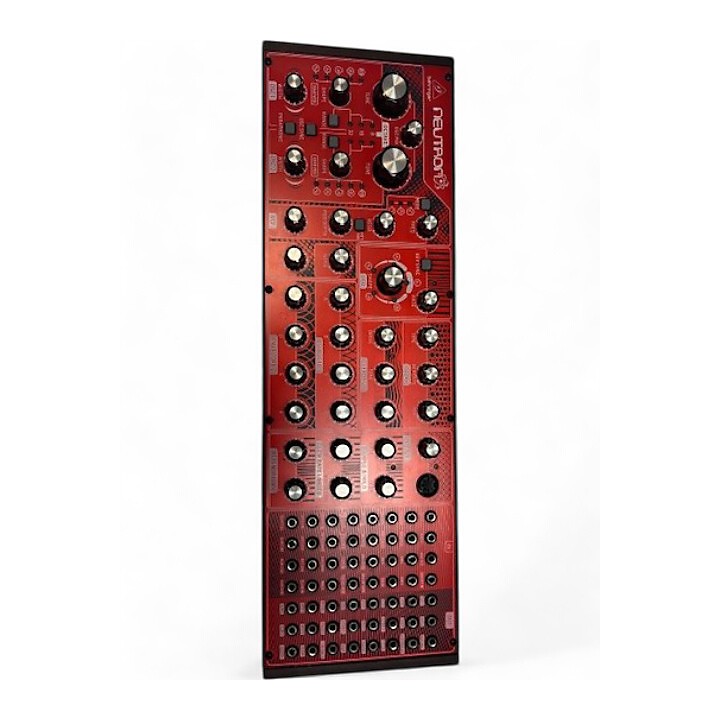 Used Behringer nEUTRON Synthesizer | Guitar Center