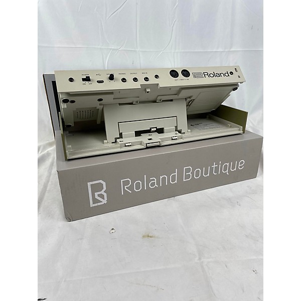 Used Roland TR-09 Drum Machine