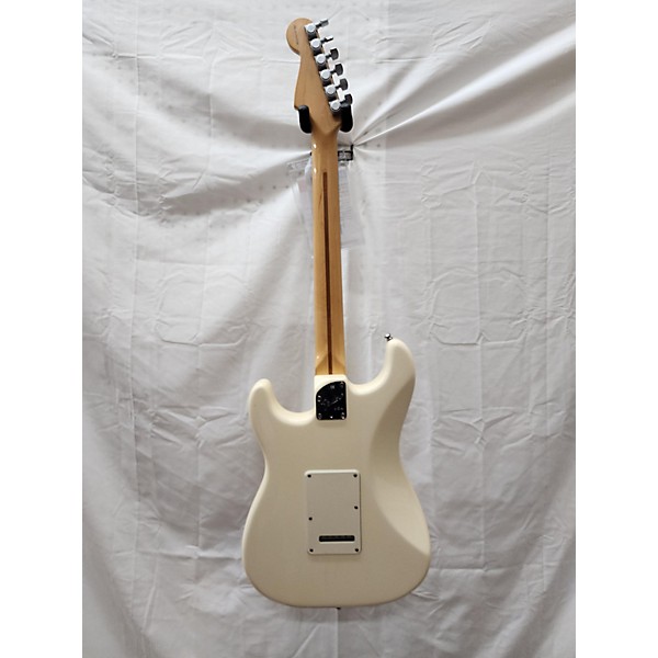 Used Fender Used Fender Artist Series Jeff Beck Stratocaster Olympic White Solid Body Electric Guitar