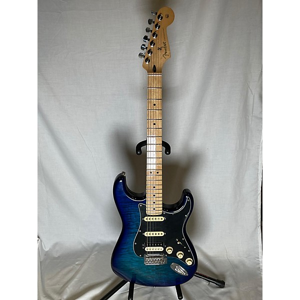 Used Fender Used Fender Player Stratocaster HSS Blue Burst Solid Body Electric Guitar