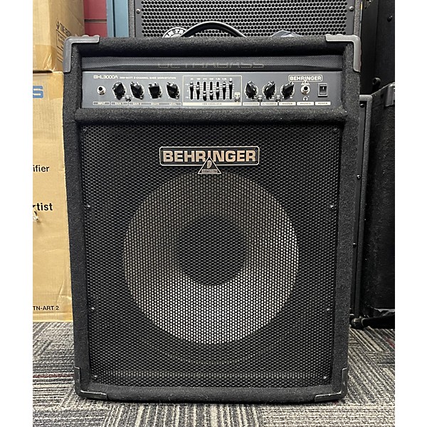 Used Behringer BXL3000 Ultrabass 1x15 300W Bass Combo Amp