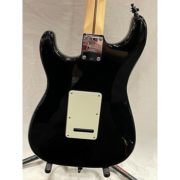 Used Fender Used Fender American Professional Stratocaster HSS Shawbucker Black Solid Body Electric Guitar