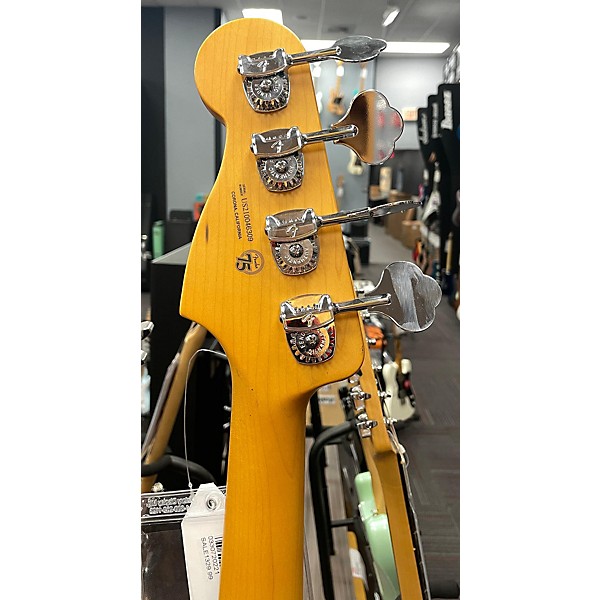 Used Fender Used Fender American Professional II Precision Bass MIAMI BLUE Electric Bass Guitar