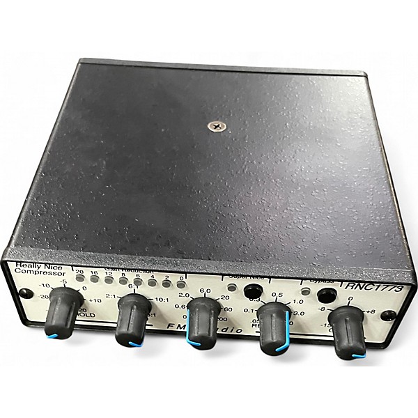 FMR AUDIO / RNC1773 コンプレッサーmod FMR AUDIO「RNC1773」を使ってソフト音源の音を加工してみた