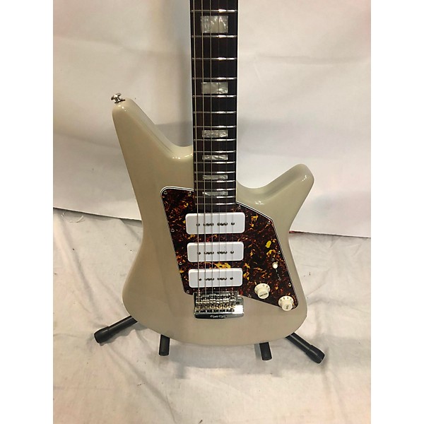 Used Ernie Ball Music Man Used Ernie Ball Music Man Albert Lee Signature Bfr White Blonde Solid Body Electric Guitar