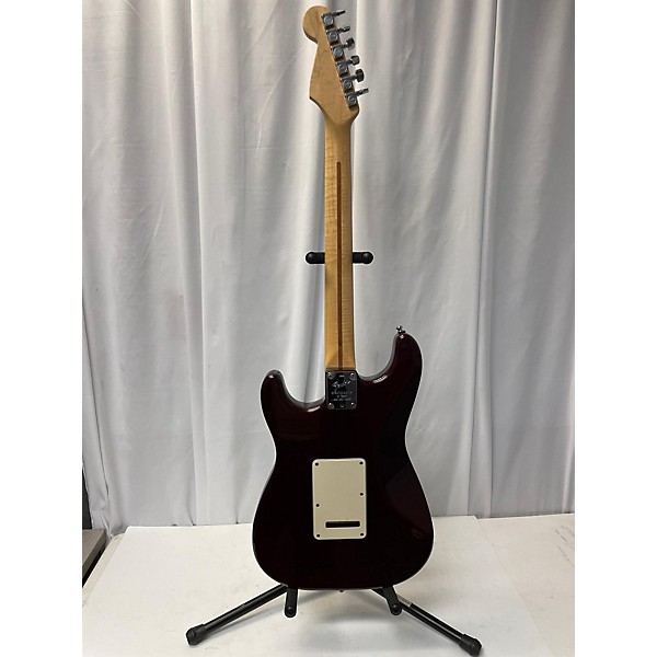 Used Fender Used Fender 40th Anniversary American Standard Stratocaster Wine Red Solid Body Electric Guitar