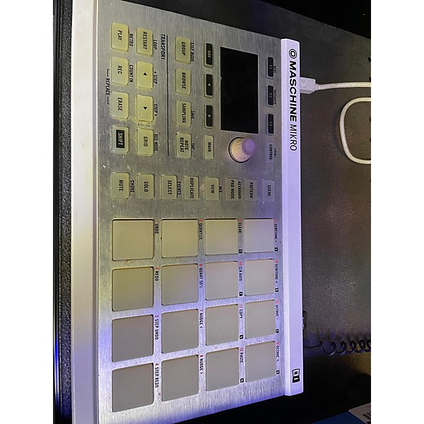 Used Native Instruments Used Native Instruments Maschine Mikro MKII MIDI Controller