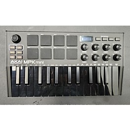 Used Akai Professional Used Akai Professional MPK Mini MIDI Controller