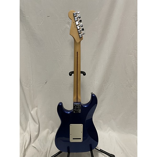 Used Fender Used 2014 Fender 60th Anniversary American Standard Stratocaster Cobalt Blue Solid Body Electric Guitar