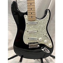 Used Fender Used Fender Artist Series Eric Clapton Stratocaster Black And White Solid Body Electric Guitar