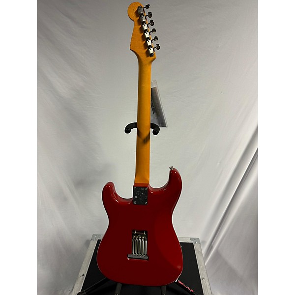 Used Fender Used Fender Artist Series Eric Johnson Stratocaster Flat Red Solid Body Electric Guitar