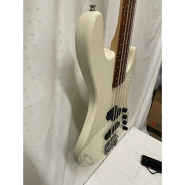 Used Used ROGER SADOWSKY RSD METRO EXPRESS White Electric Bass Guitar