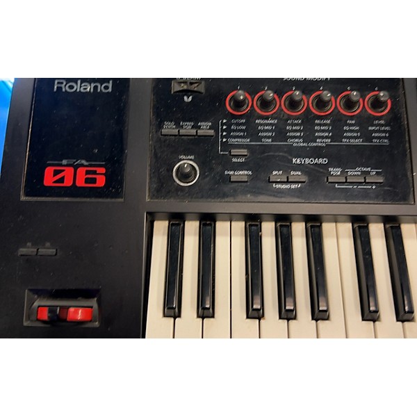 Used Roland Used Roland FA06 Keyboard Workstation