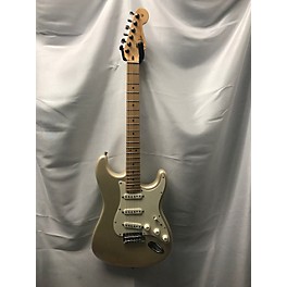 Used Fender Used Fender American Standard Stratocaster Blizzard Pearl Solid Body Electric Guitar