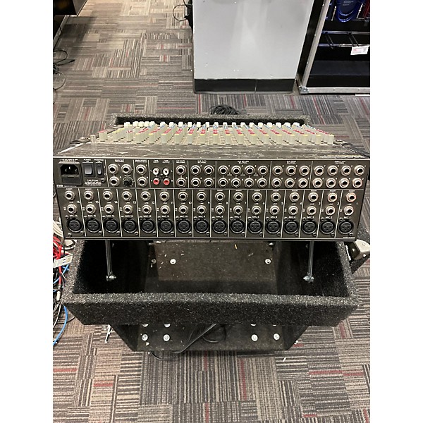 Used Mackie CR14604-VLZ Digital Mixer