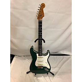 Used Fender Used Fender DOUBLE BOUND LIMITED STRATOCASTER JOURNEYMAN Sherwood Green Metallic Solid Body Electric Guitar