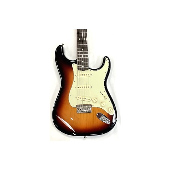 Used Fender Used Fender Artist Series Robert Cray Stratocaster Sunburst Solid Body Electric Guitar