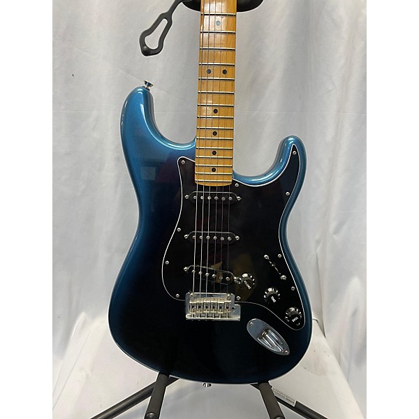 Used Fender Used Fender American Professional II Stratocaster Dark Night Solid Body Electric Guitar