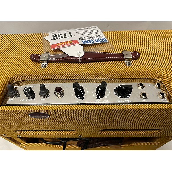 Used Fender Used Fender 1957 Custom Deluxe Reissue 1x12 12W Tube Guitar Combo Amp