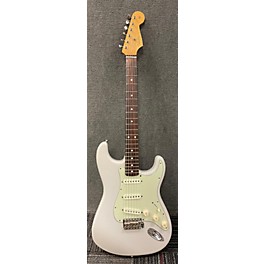 Used Fender Special Edition 60s Stratocaster Solid Body Electric Guitar