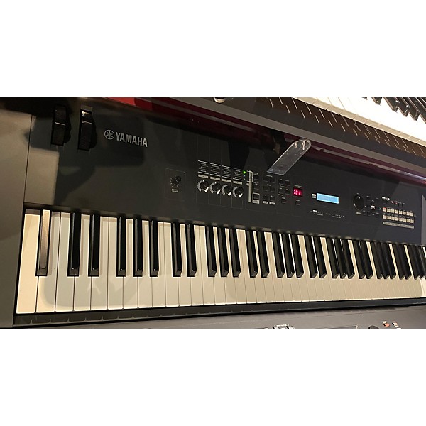 Used Yamaha MX88 Synthesizer