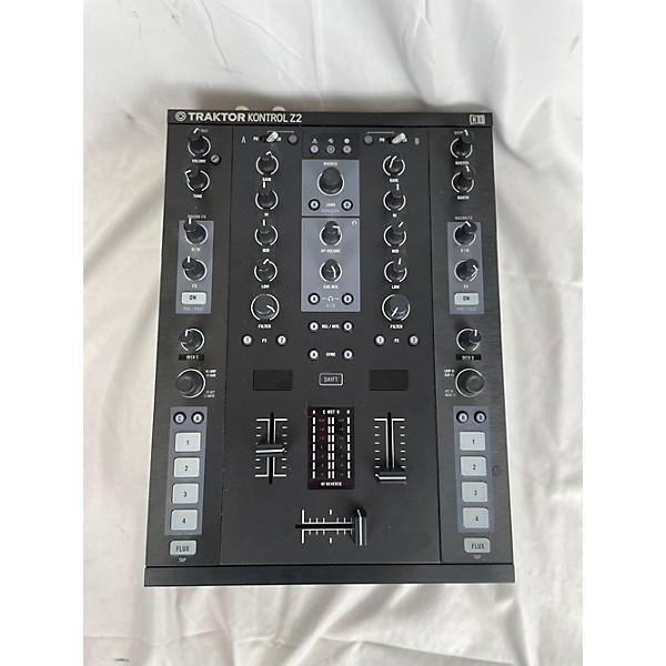 Used Native Instruments Traktor Kontrol Z2 DJ Controller | Guitar Center