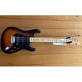 Used Fender Used Fender Player Stratocaster HSS Sunburst Solid Body Electric Guitar