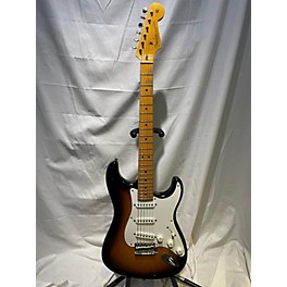 Used Fender Used 2018 Fender Journeyman Relic Eric Clapton Signature Stratocaster 2 Tone Sunburst Solid Body Electric Guitar