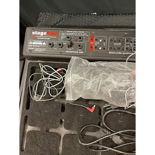 Used SKB STAGE FIVE Pedal Board